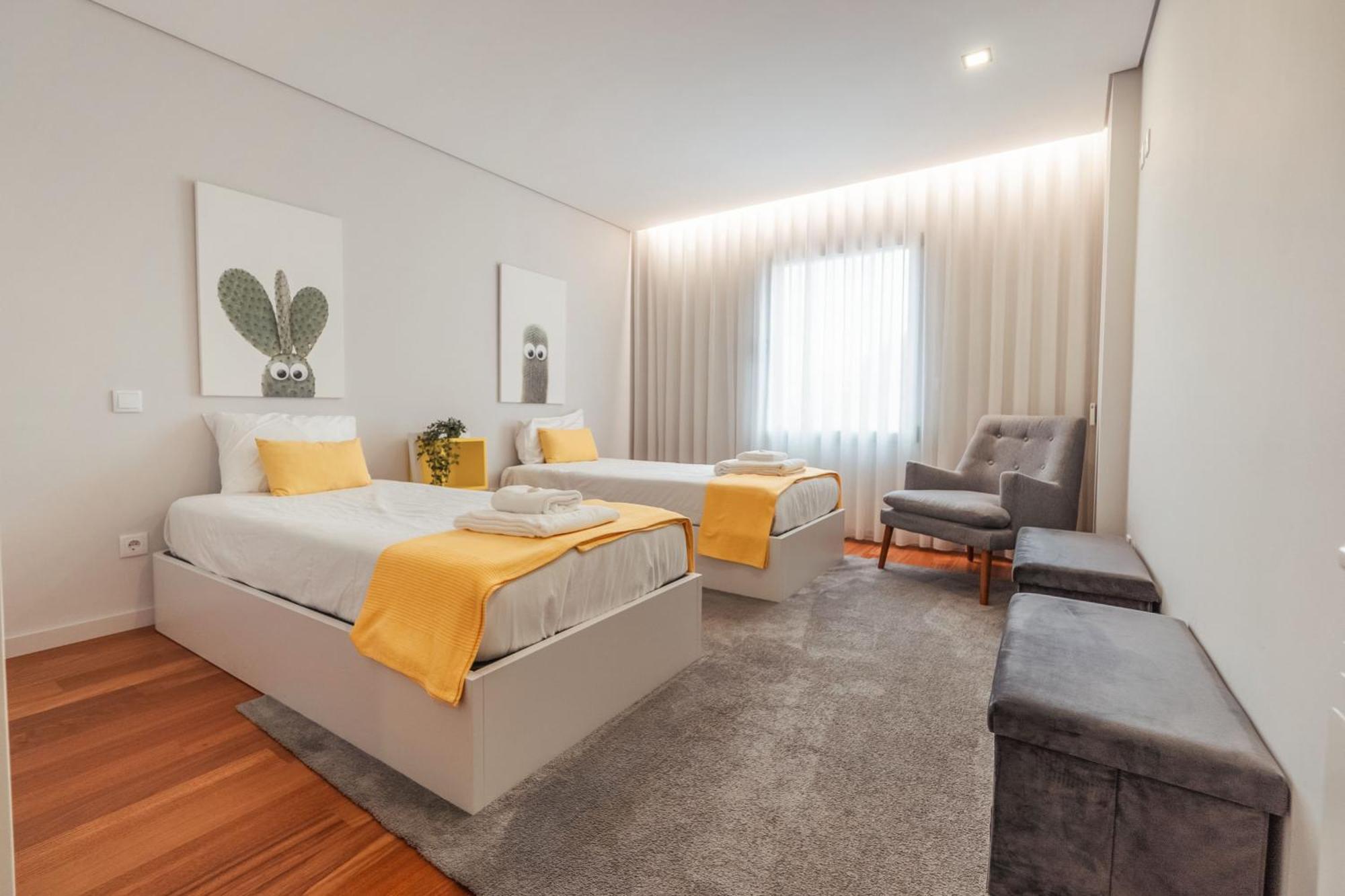 Porto & Douro Vista Apartments By Inviting Valbom  Екстериор снимка