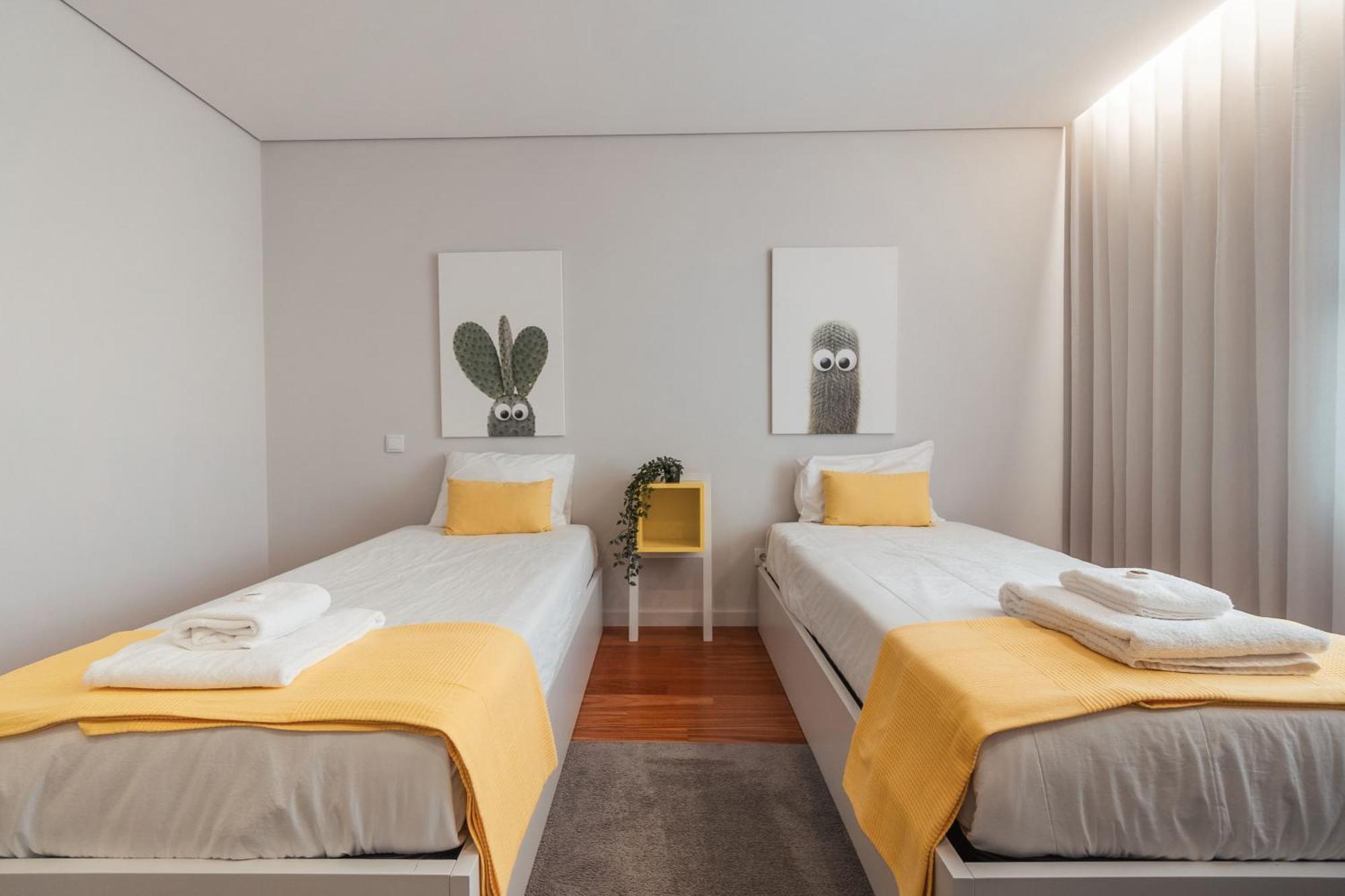 Porto & Douro Vista Apartments By Inviting Valbom  Екстериор снимка