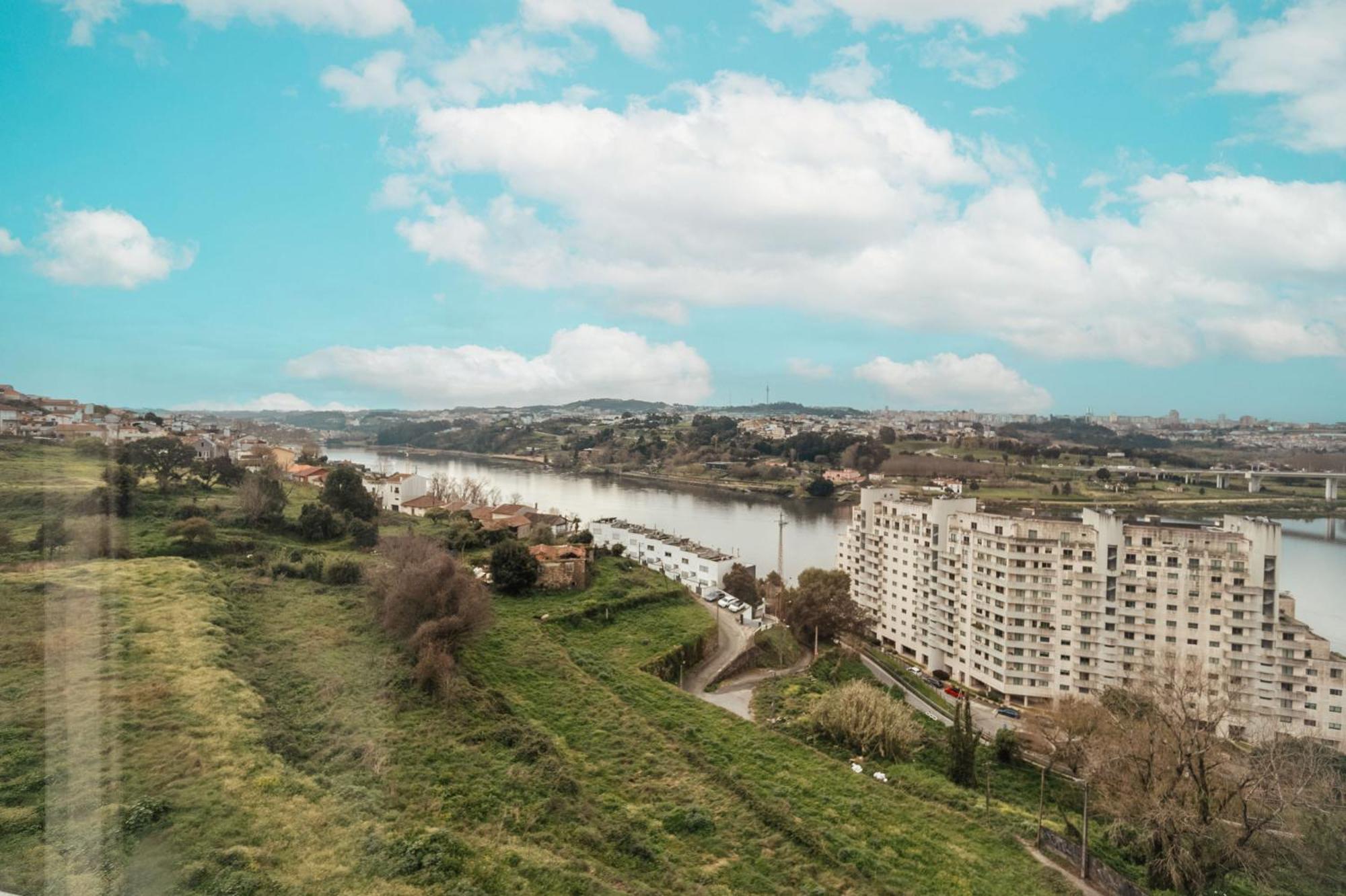 Porto & Douro Vista Apartments By Inviting Valbom  Екстериор снимка